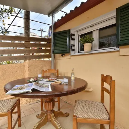 Erietas House Ágios Matthaíos