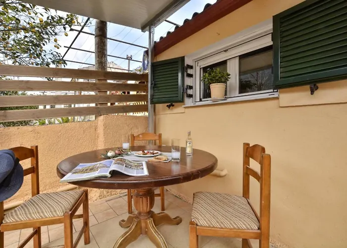 Erietas House Ágios Matthaíos